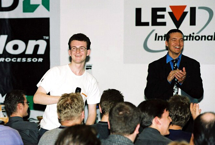 petr_holik-2002-foto005_velke