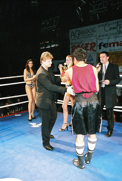 petr_holik-2002-foto003_velke